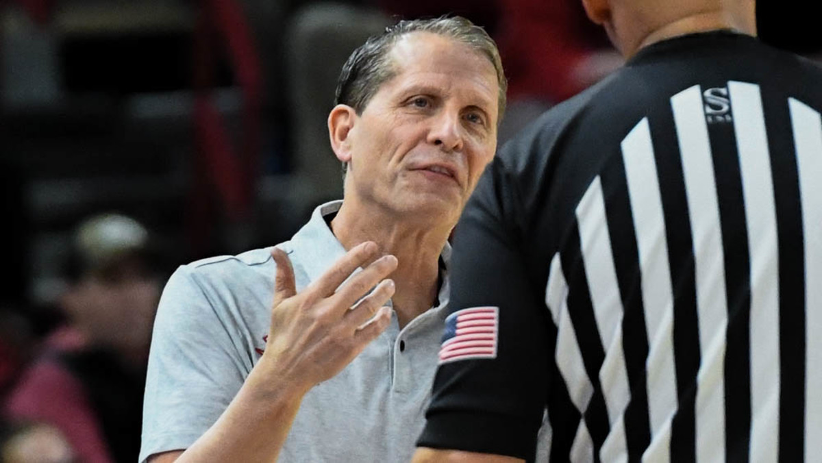 Razorbacks coach Eric Musselman against Missouri