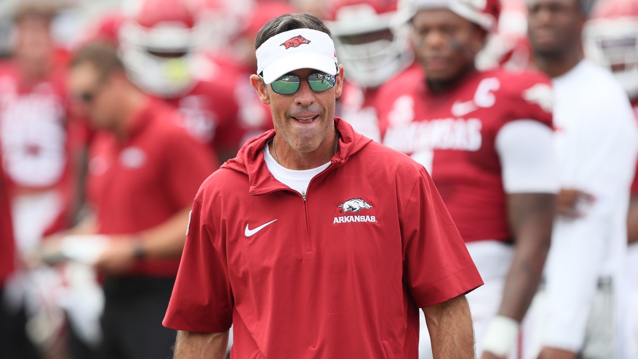 Florida Gators Hiring Former Arkansas OC Dan Enos in Analyst Role ...