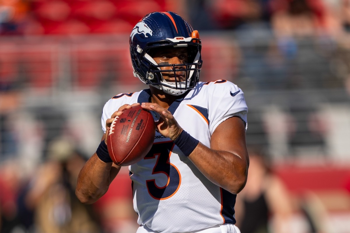 Pittsburgh Steelers Sign QB Russell Wilson - Sports Illustrated ...