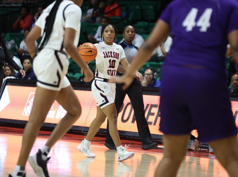 Jackson State Lady Tigers Records Double Digit Lead Over UAPB Lady