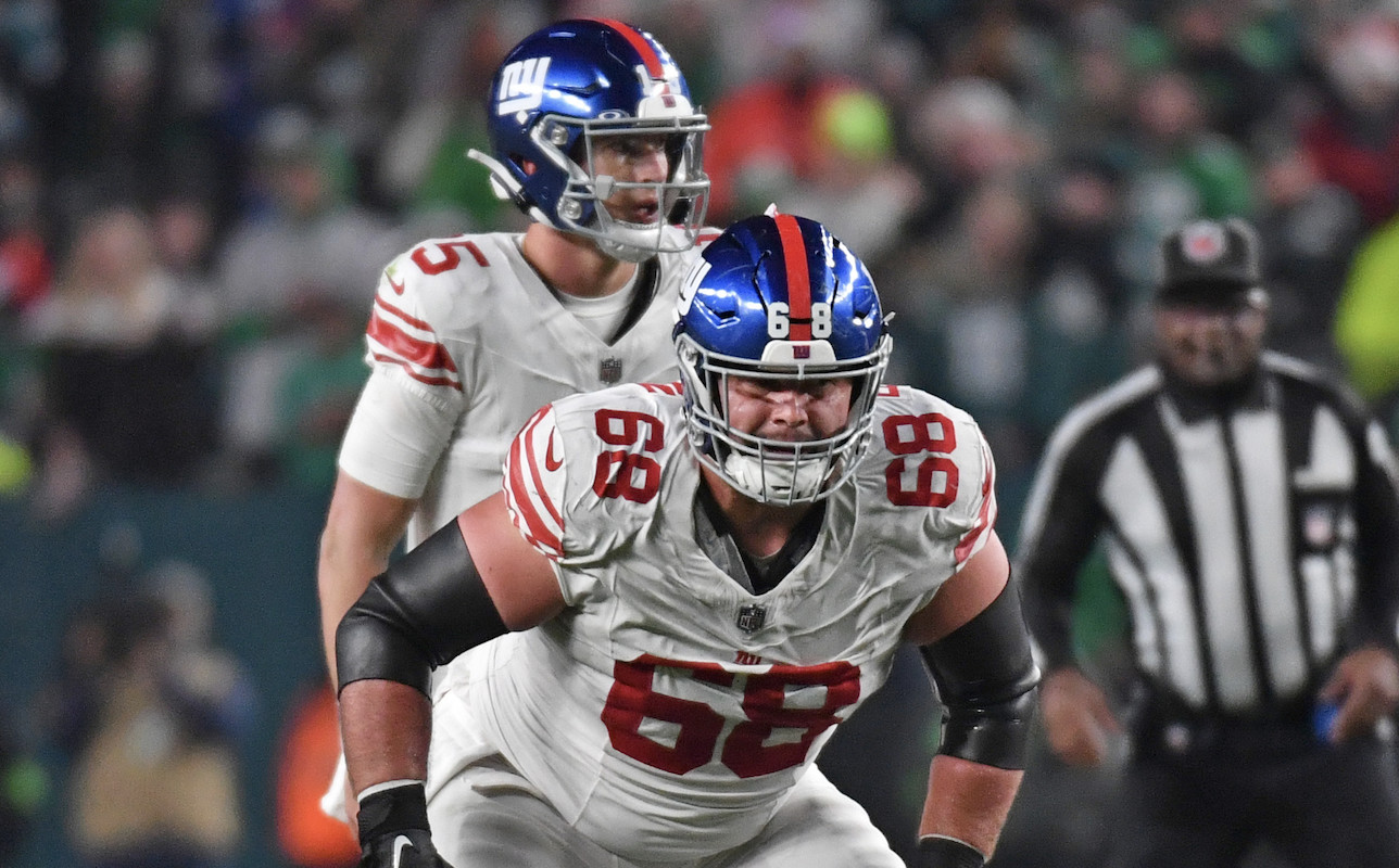 Buccaneers Sign New York Giants Starting Offensive Lineman In Free ...