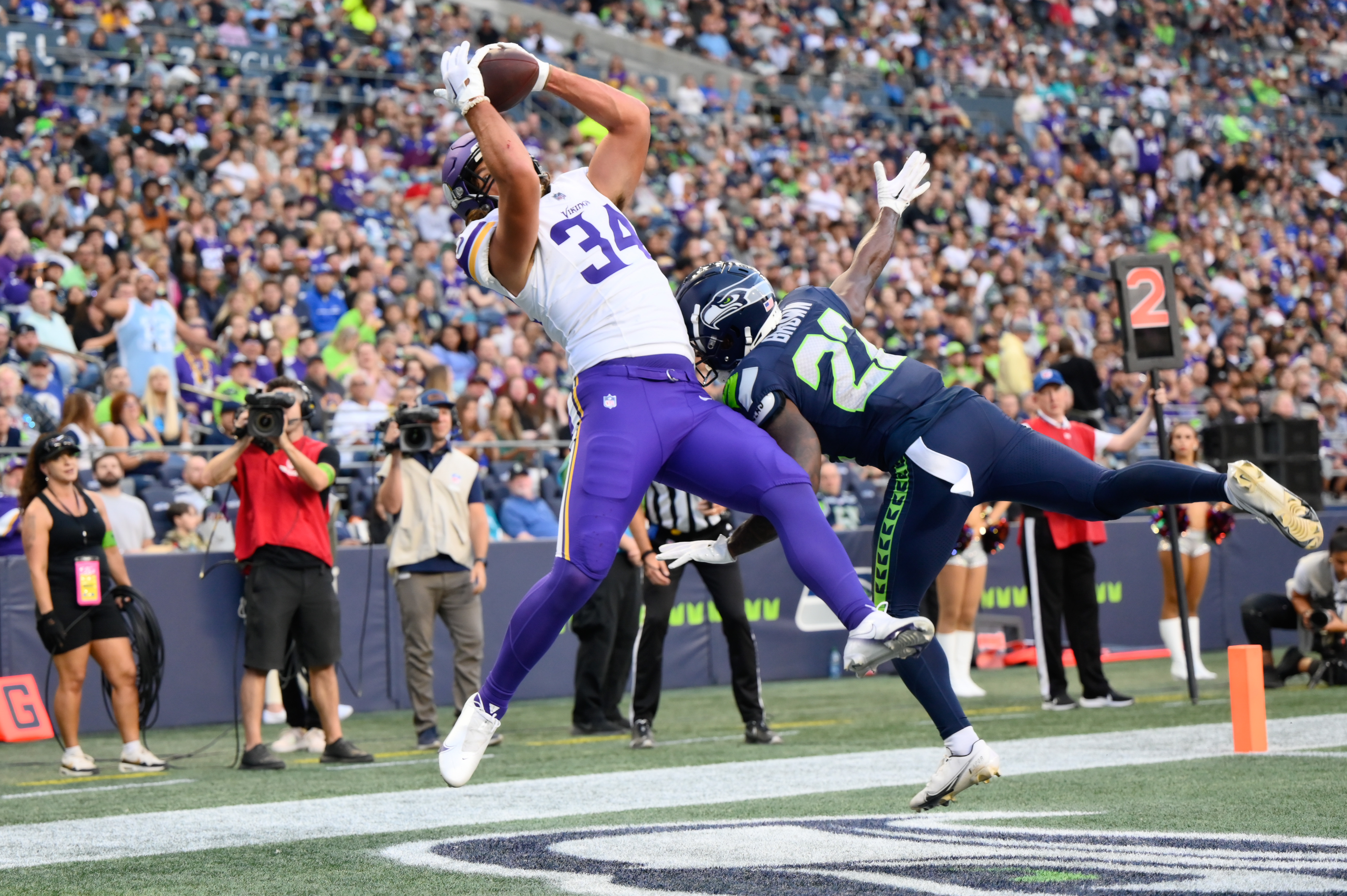 Vikings-Seahawks: 5 things you can count on happening - Bring Me The News