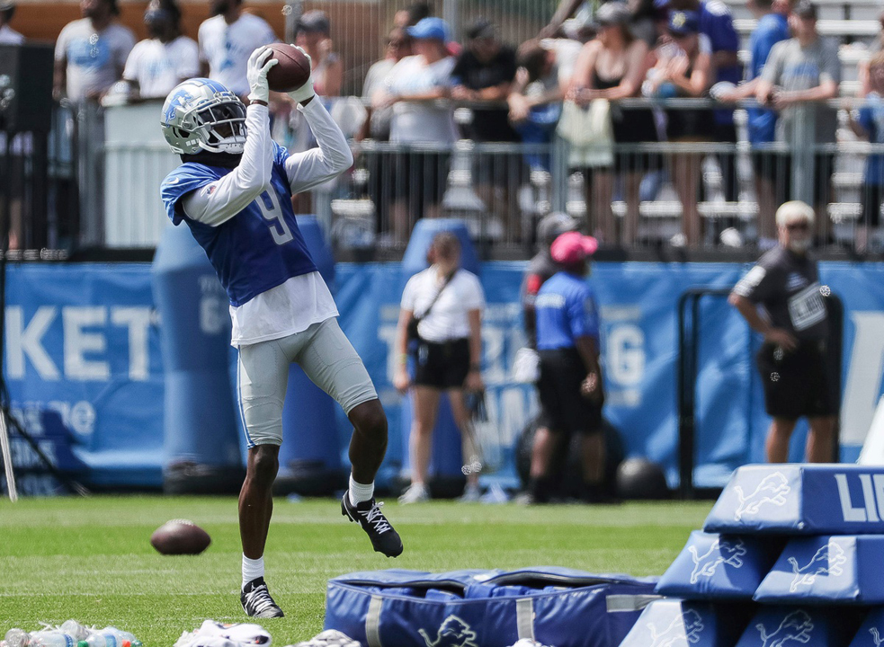 Jameson Williams leaves practice after grabbing hamstring - NBC Sports