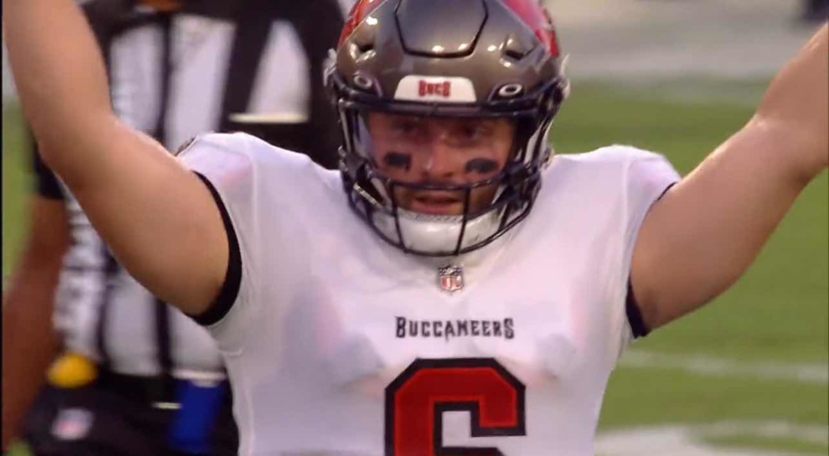 With Baker Mayfield starting, throw in the towel on the Buccaneers' season