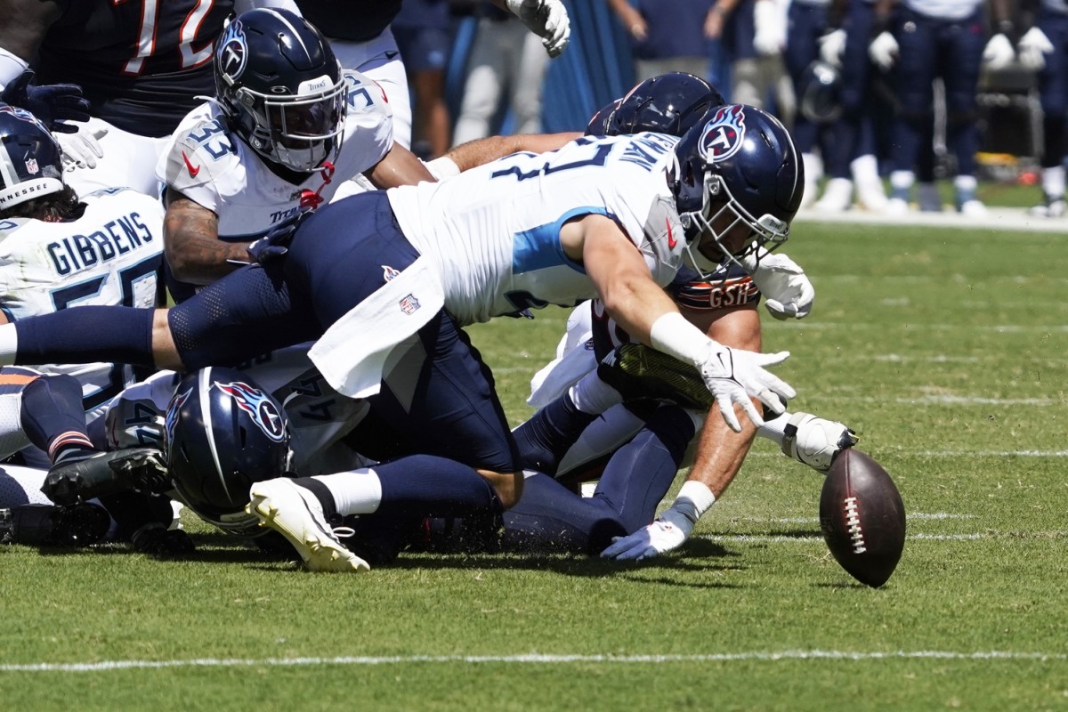 August 12, 2023 - Tennessee Titans quarterback Malik Willis (7) runs in a  touchdown during NFL preseason football game between the Chicago Bears vs  the Tennessee Titans in Chicago, IL Stock Photo - Alamy