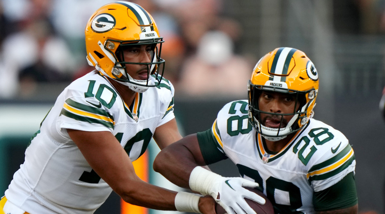 Aaron Rodgers, AJ Dillon Lead Green Bay Packers' Victory over Tennessee  Titans - Sports Illustrated Green Bay Packers News, Analysis and More