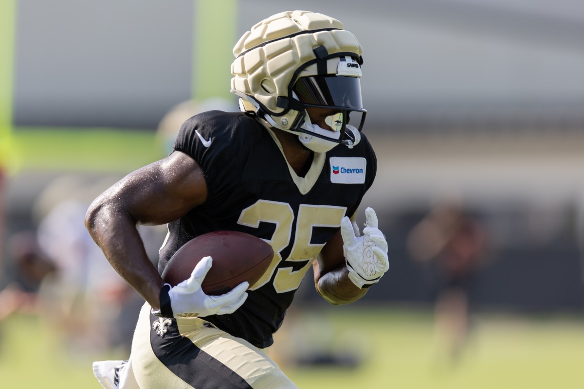 New Orleans Saints linebacker Pete Werner (20) reacts after a defensive  stop in the first half of an NFL football game against the Kansas City  Chiefs in New Orleans, Sunday, Aug. 13