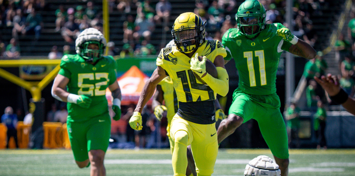 Oregon football approaching top 5 of 2022 team recruiting rankings