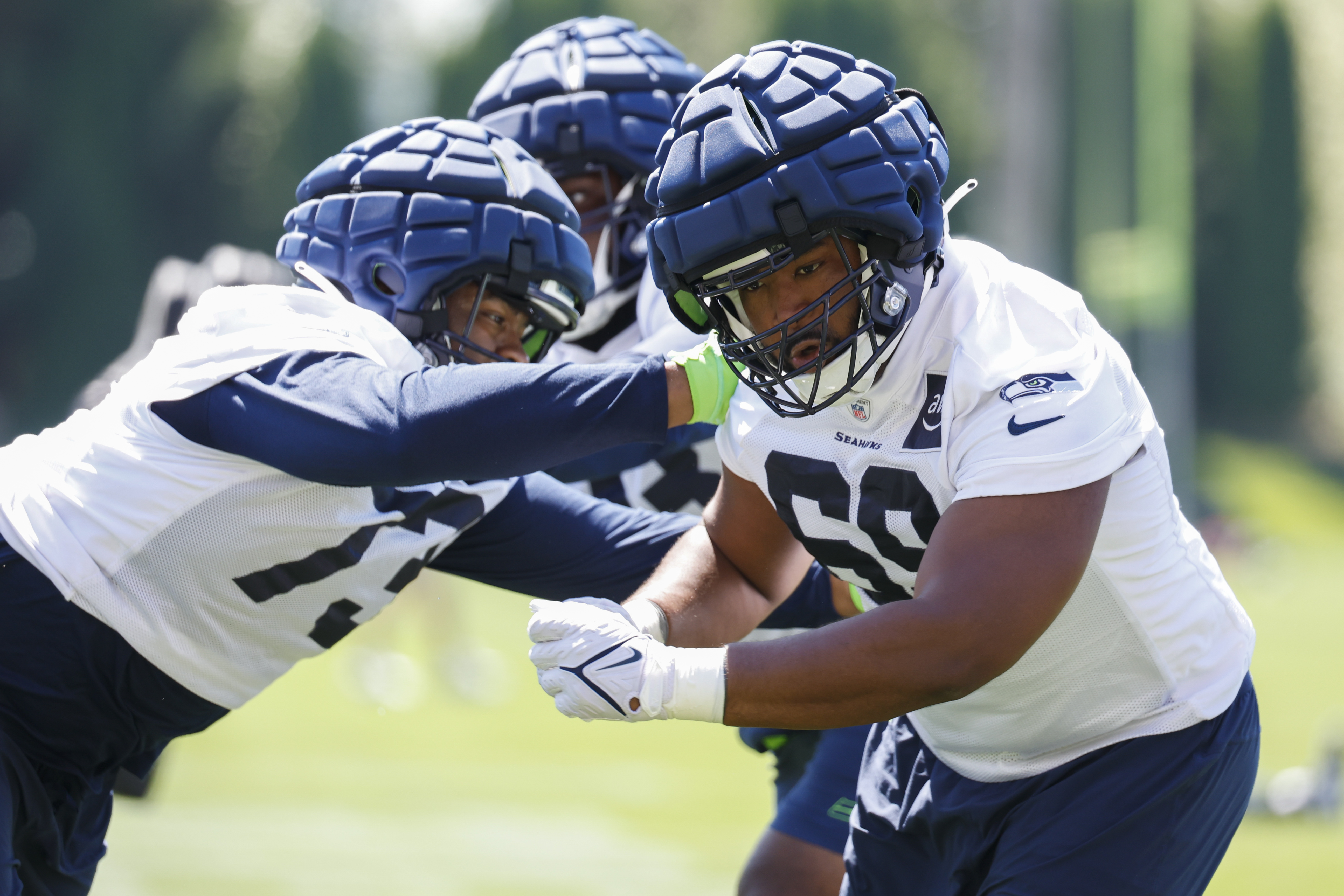 Seahawks keep winning despite showing flaws - The Columbian