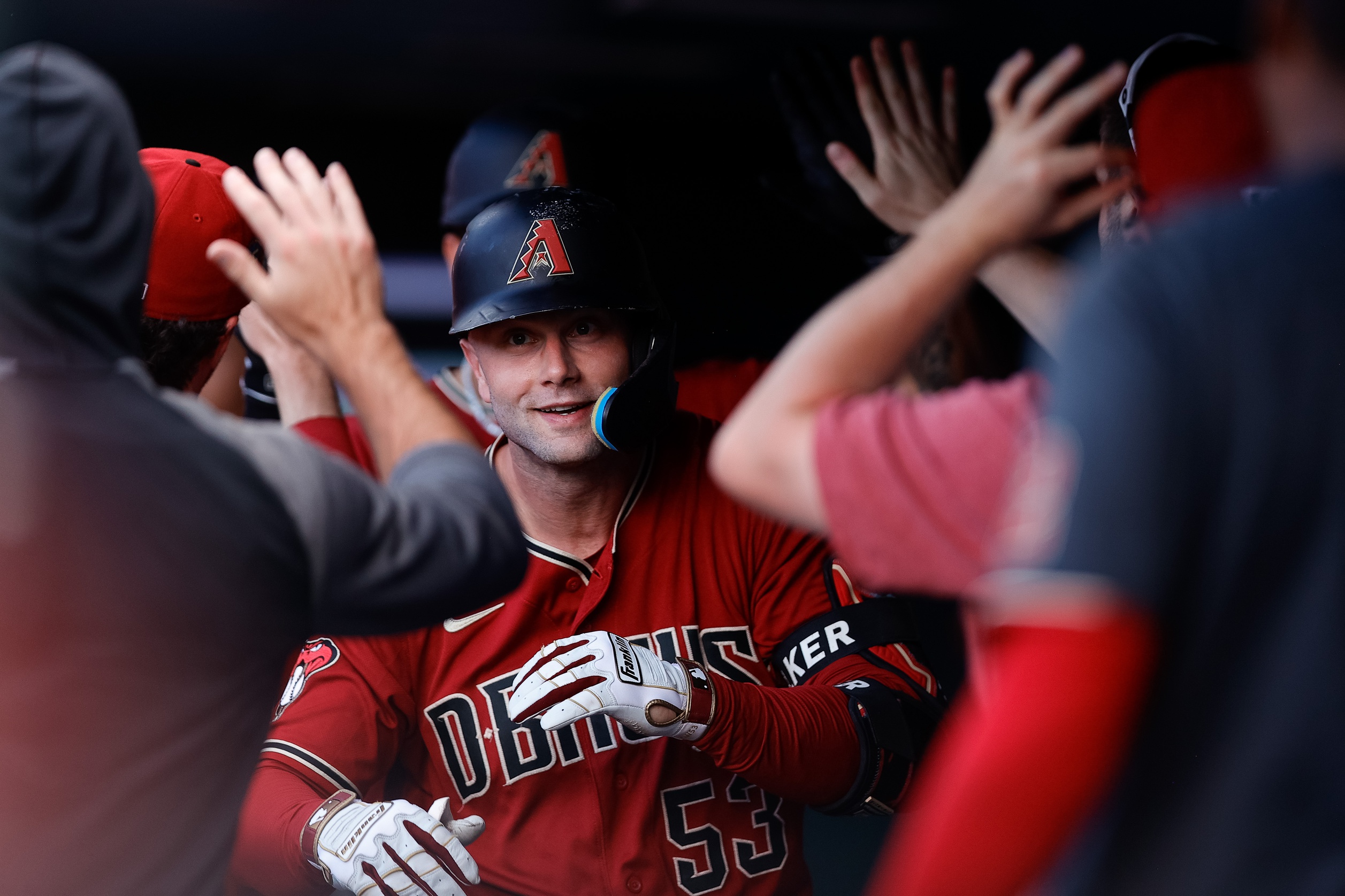 Christian Walker powers the Arizona Diamondbacks to a series win over the  Colorado Rockies 