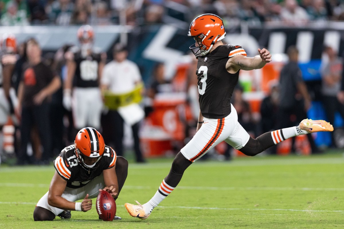 WATCH: Cade York Drills 70 Yard Field Goal Pregame - Sports Illustrated Cleveland  Browns News, Analysis and More