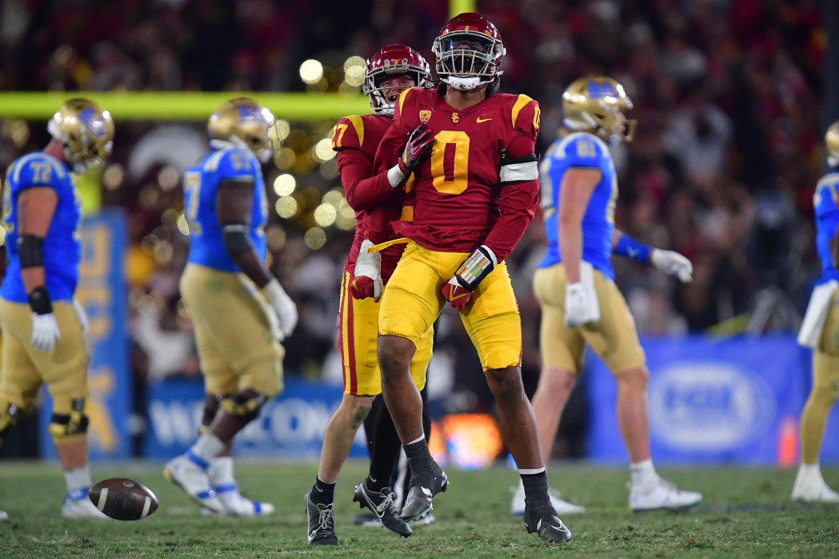 USC Football: DE Korey Foreman Still Searching for Rhythm as Fall Camp Ends - Sports Illustrated