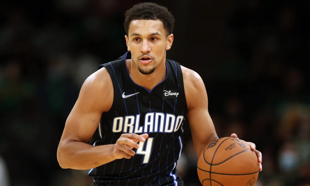 Sem jogar, armador do Orlando Magic vai receber quase R$ 51