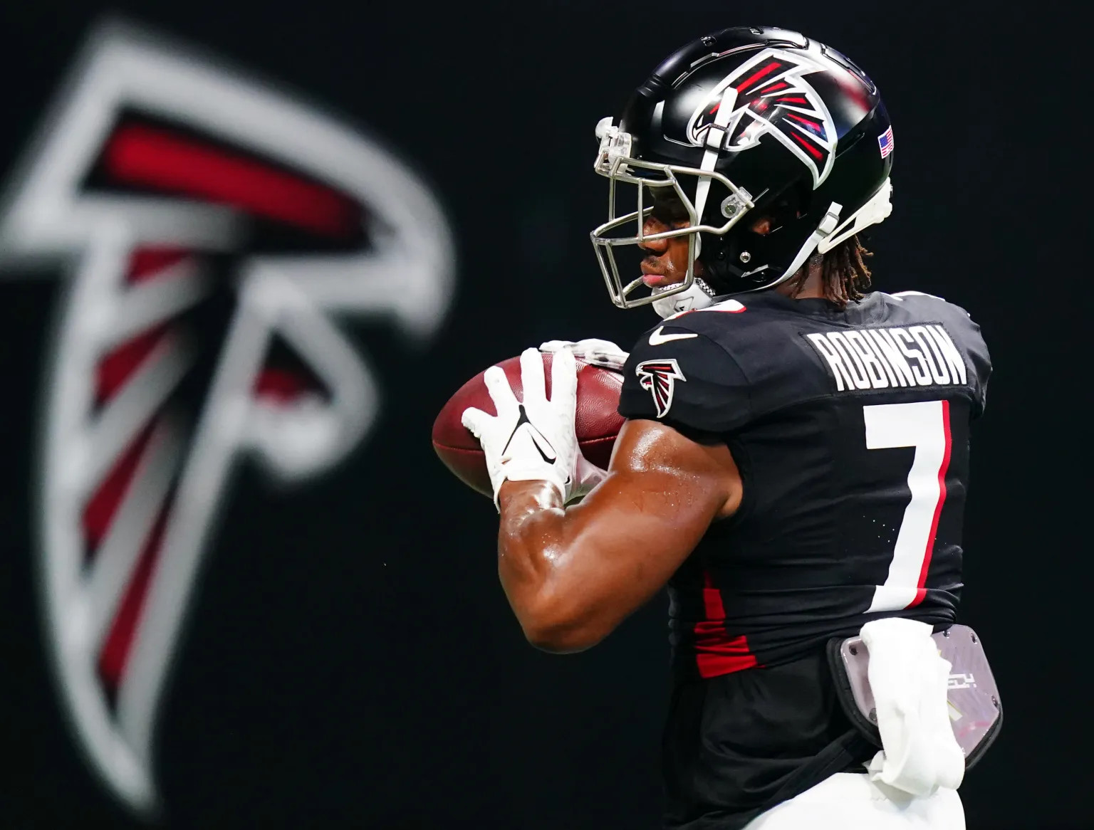 Falcons starting lineups for Week 1 game vs. Panthers