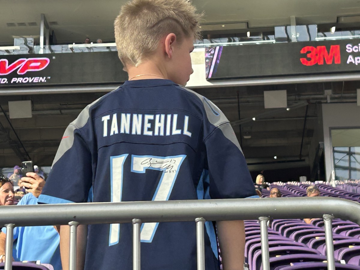 PHOTO GALLERY: Best Photos From Tennessee Titans' Preseason Game With Minnesota  Vikings - Sports Illustrated Tennessee Titans News, Analysis and More