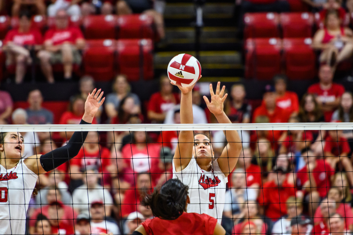 Gallery: Reds Prevail in Nebraska Volleyball Scrimmage - All Huskers