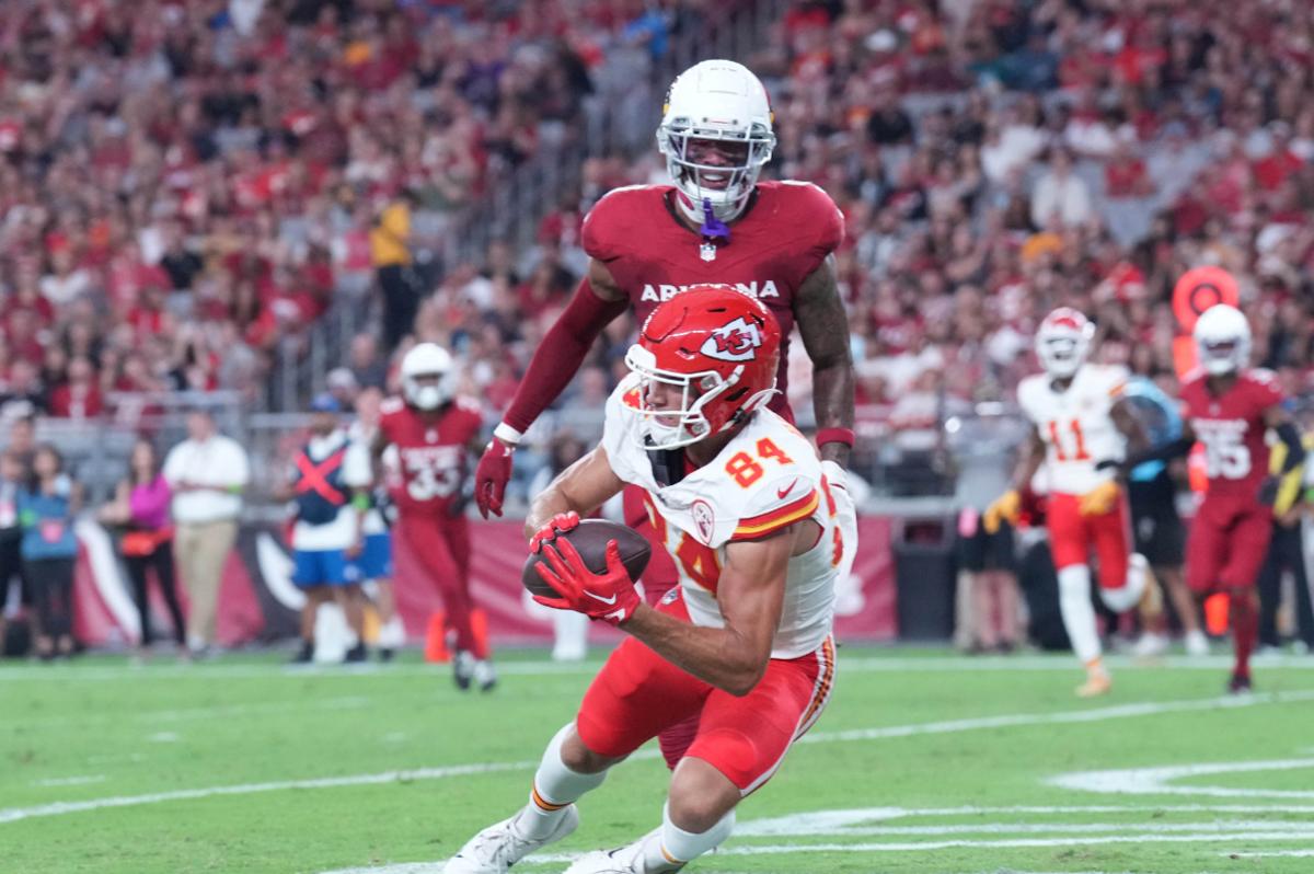 Arizona Cardinals Debut New White Uniforms vs Minnesota Vikings - Sports  Illustrated Arizona Cardinals News, Analysis and More