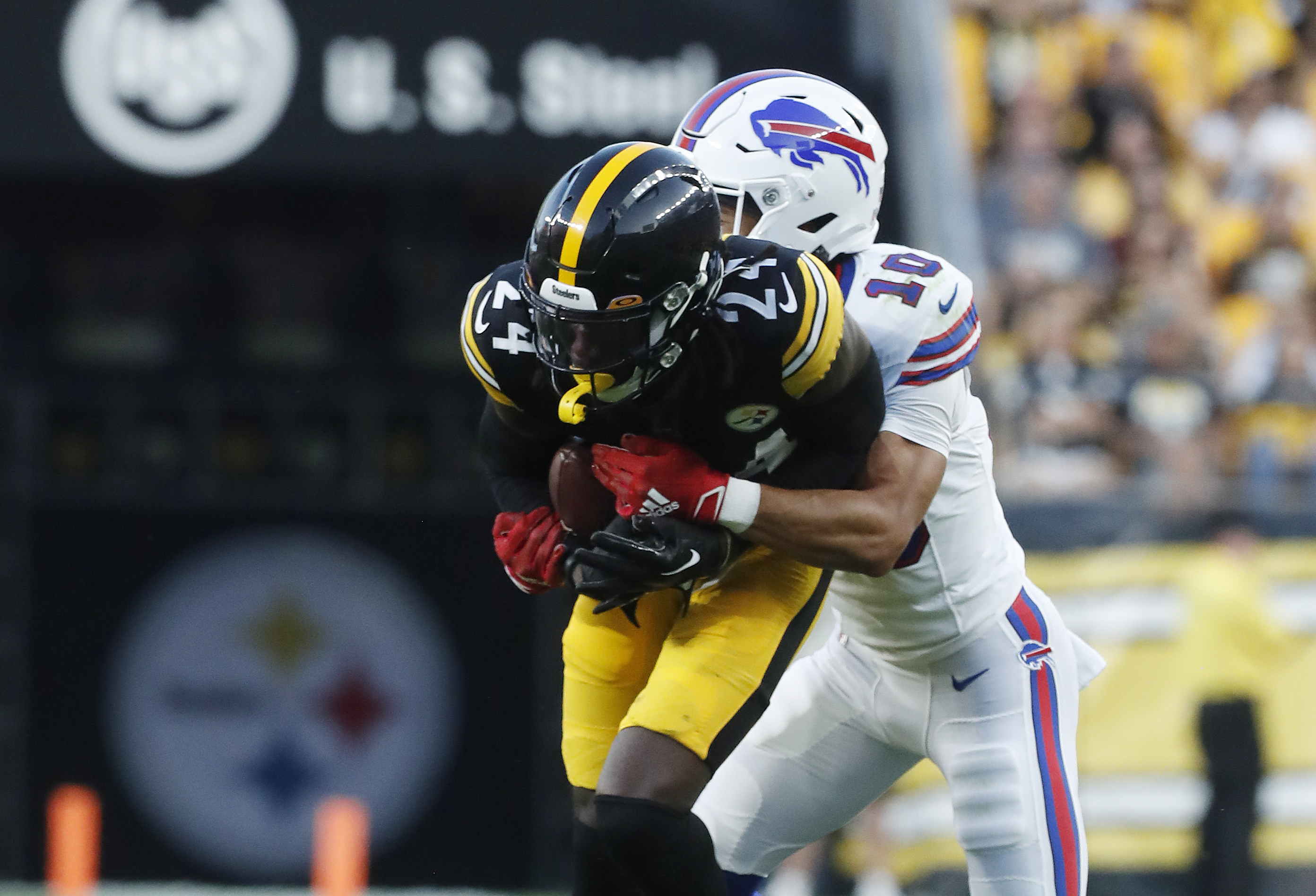 Bills' Super Bowl hopes get early check with letdown vs. Steelers