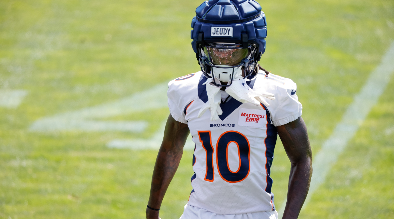 NFL Network's Ian Rapoport: Denver Broncos wide receiver Jerry Jeudy's stats  for Week 1 'in doubt' after hamstring injury at practice