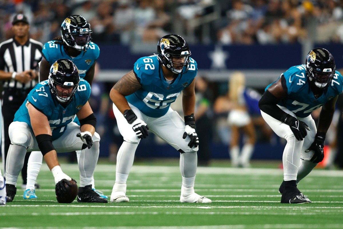 September 9, 2018 - East Rutherford, New Jersey, U.S. - Jacksonville  Jaguars offensive tackle Cam Robinson (74) leads the offensive team off the  field in the second half during a NFL game