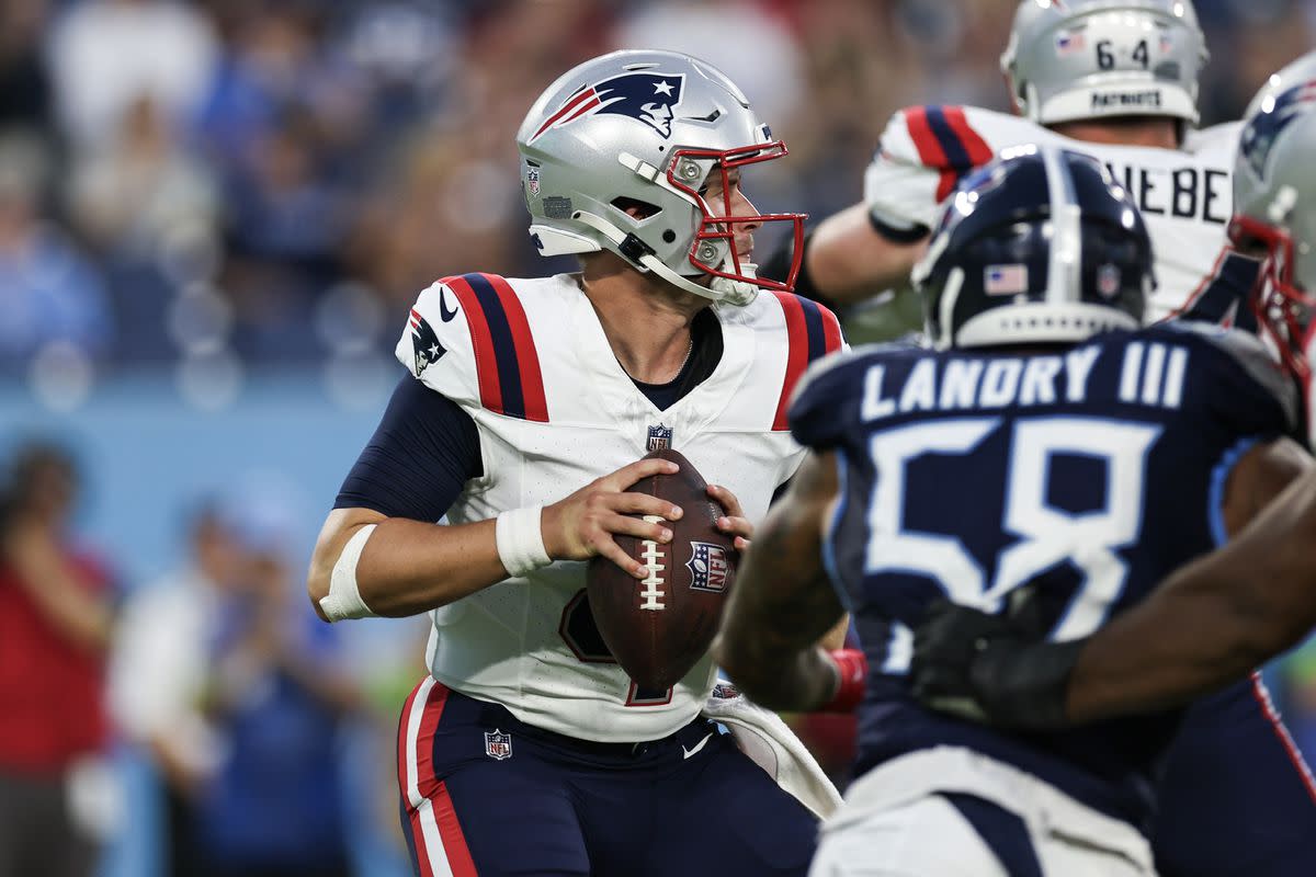 bailey zappe: New England Patriots Vs Green Bay Packers game