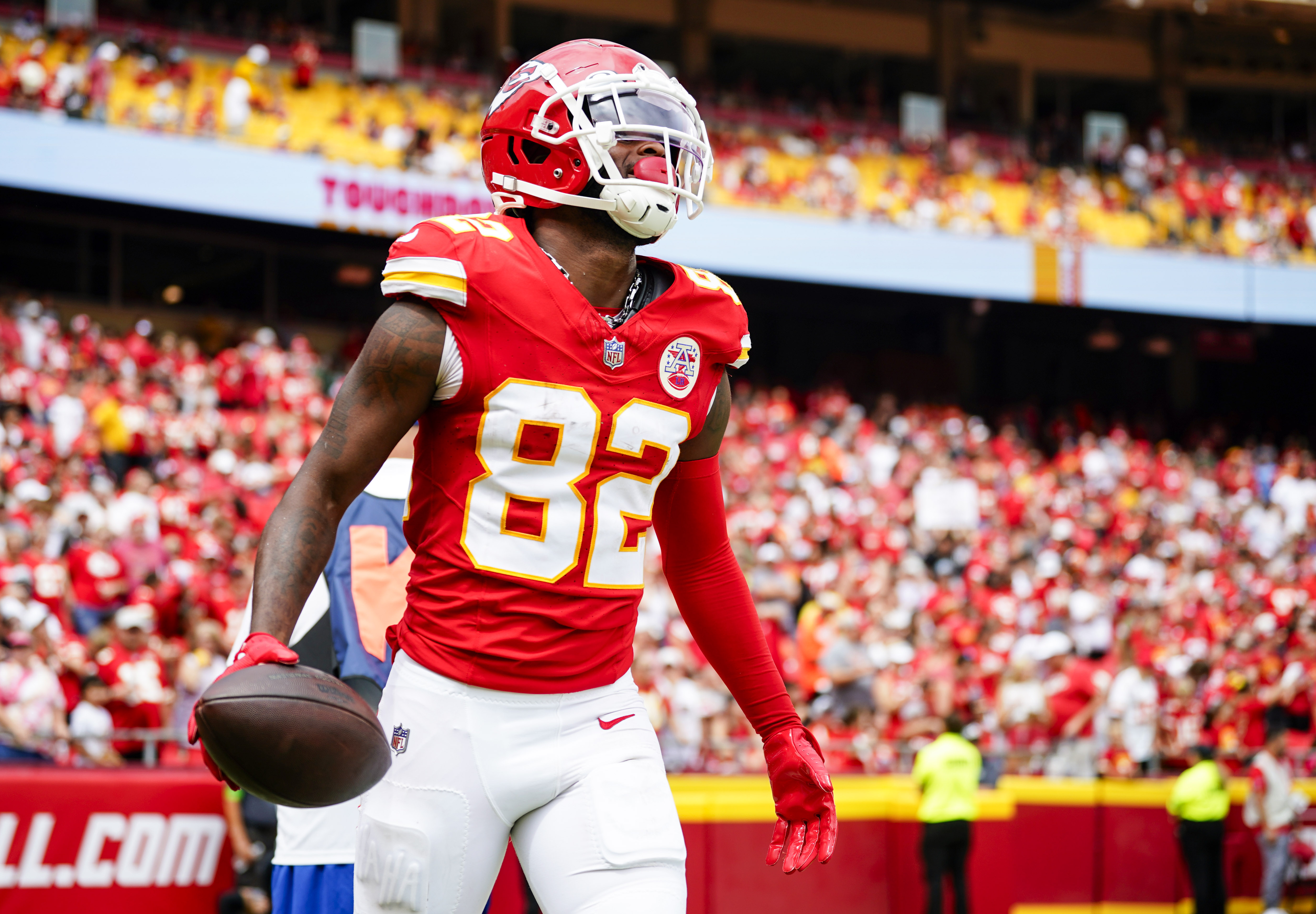 Kansas City Chiefs wide receiver Ihmir Smith-Marsette (82) before