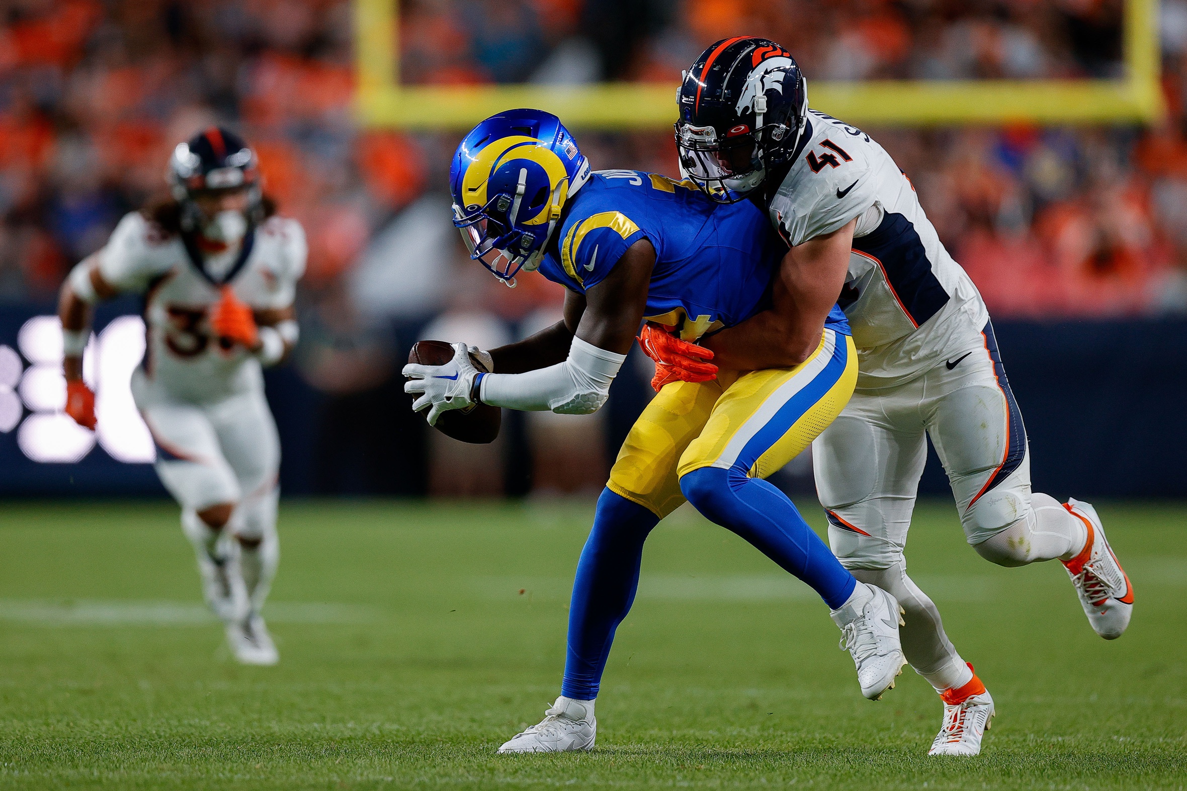 Denver Broncos HC Sean Payton Reacts to LB Drew Sanders' Big Day