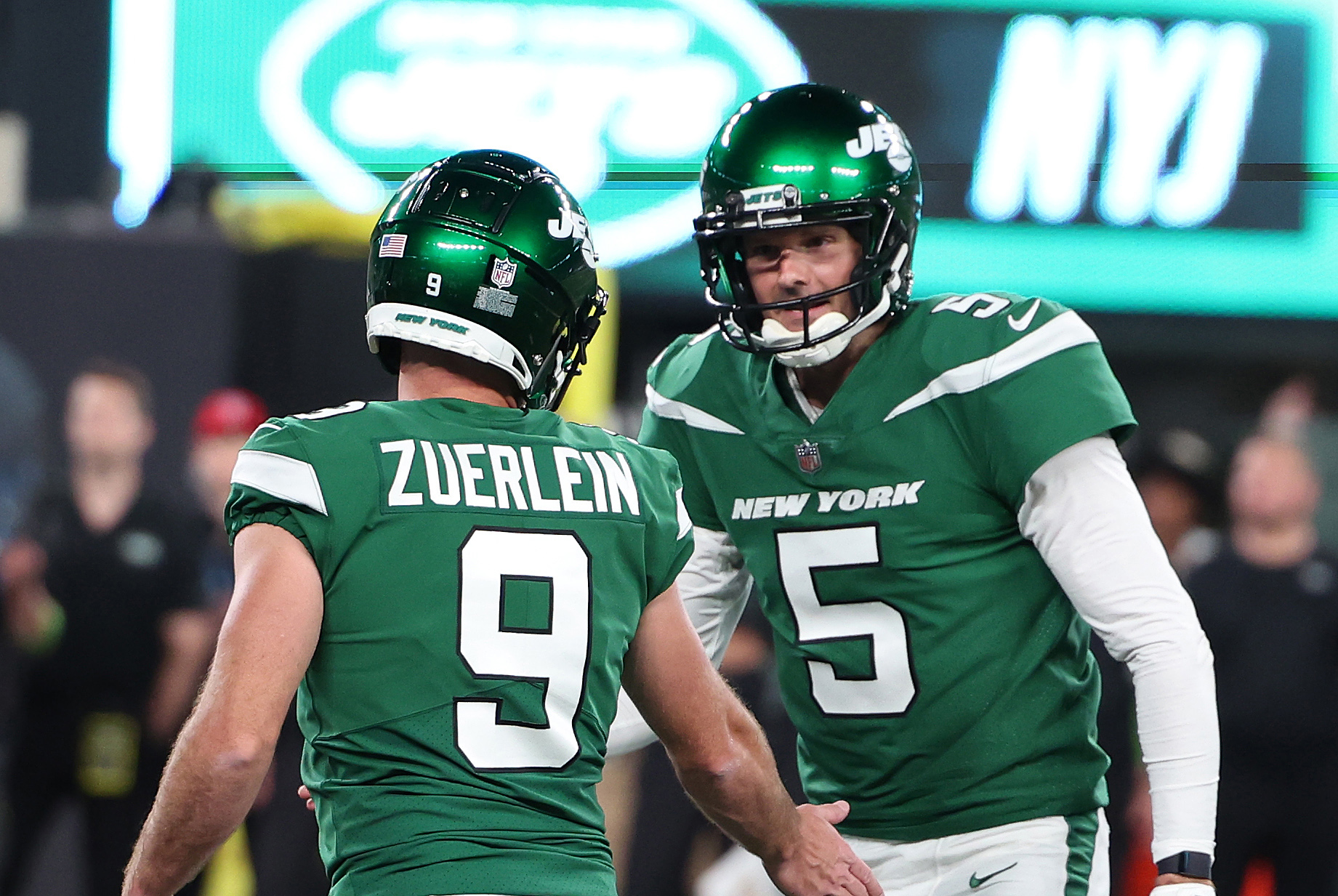 Jets' punter Thomas Morstead (5) during an NFL Preseason game vs. the Bucs