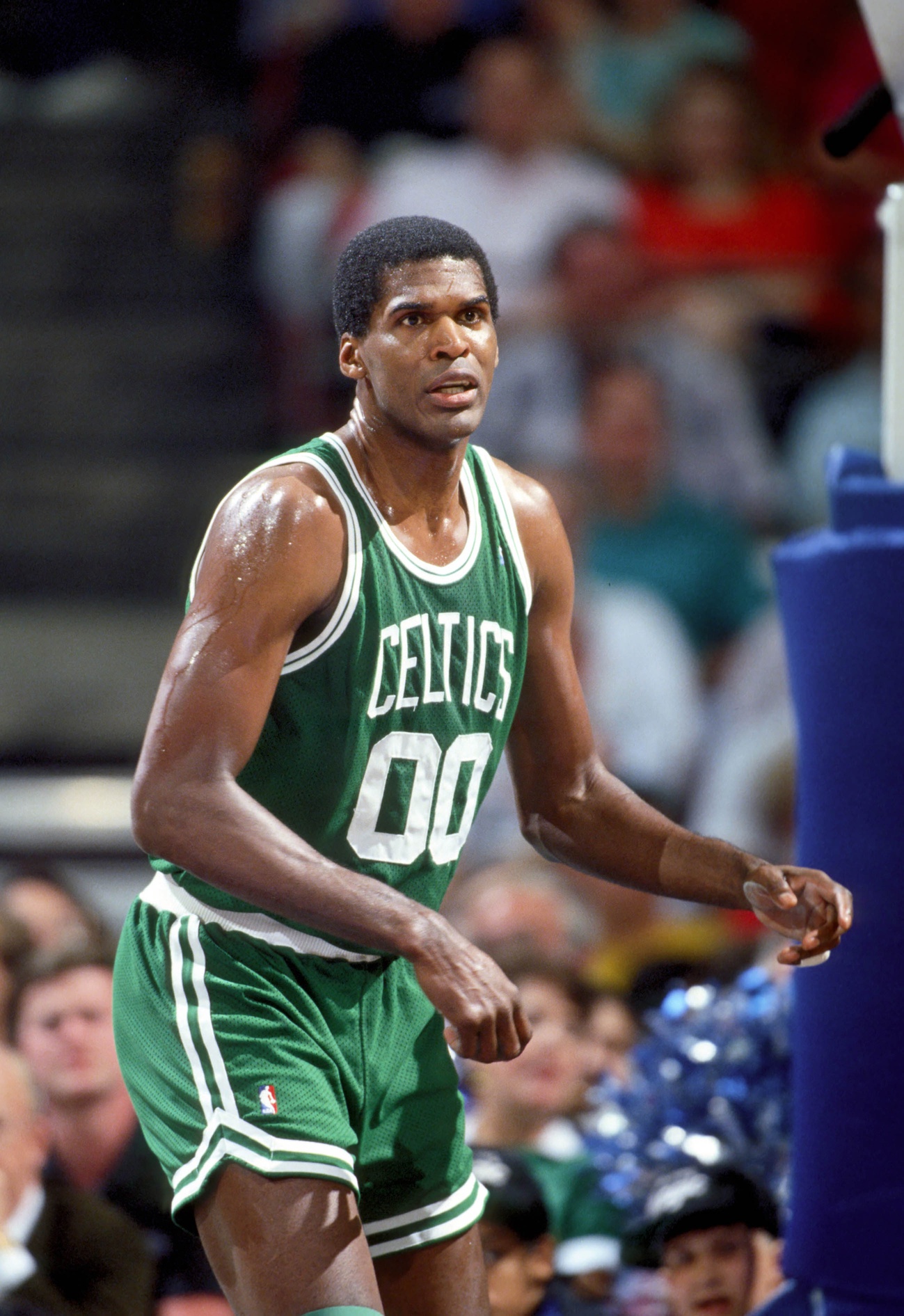 In 1985, Robert Parish Made a Guarantee About Bill Laimbeer and the Detroit  Pistons That Came True 2 Years Later