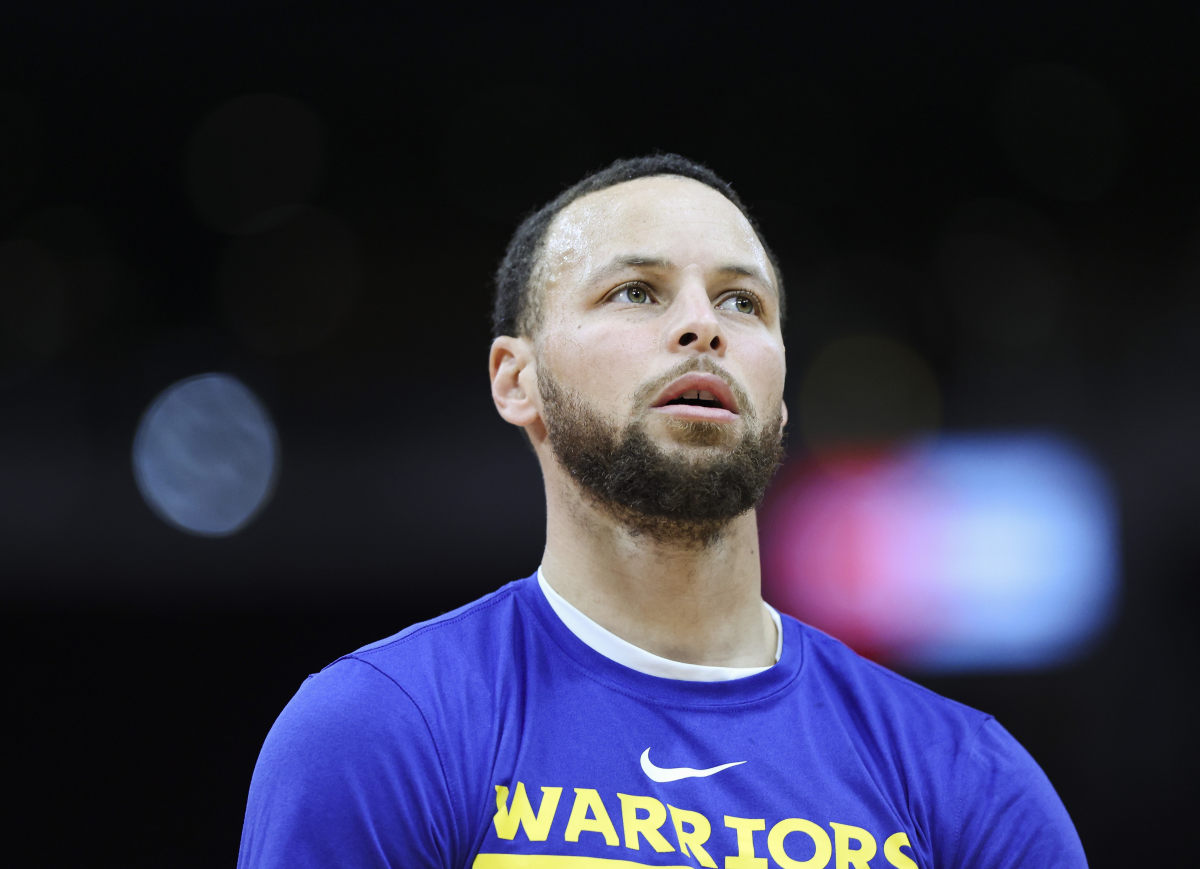 WATCH: Rare Steph Curry Workout Footage - Inside the Warriors