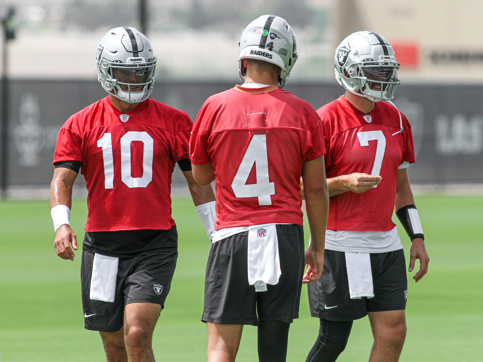 Raiders to start rookie QB Aidan O'Connell over Brian Hoyer with Jimmy  Garoppolo out