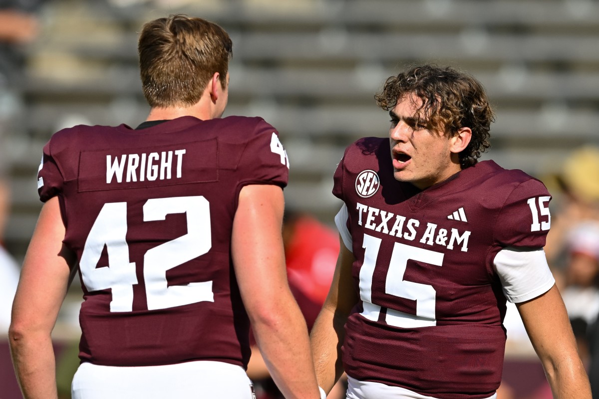 Kohl Stewart signs with Texas A&M 