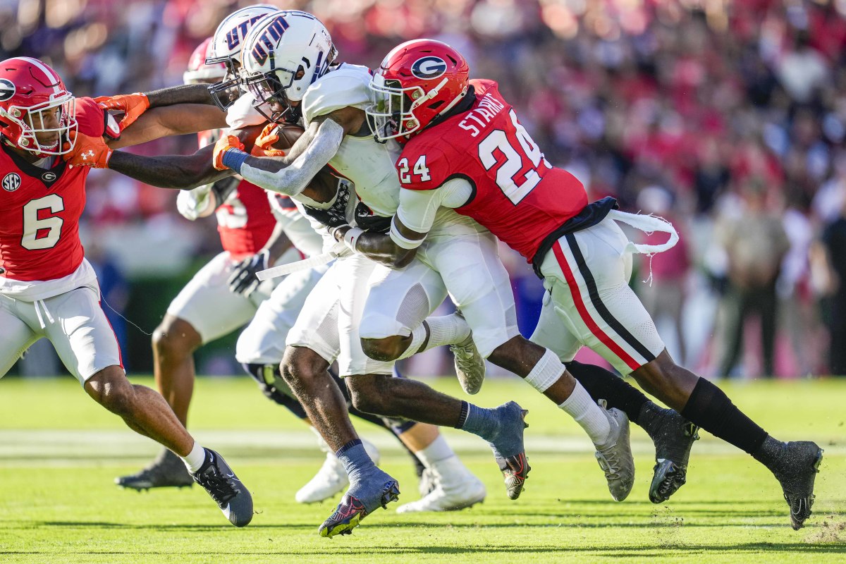 Malaki Starks during Georgia's 48-7 victory over UT-Martin (Photo by Dale Zanine)