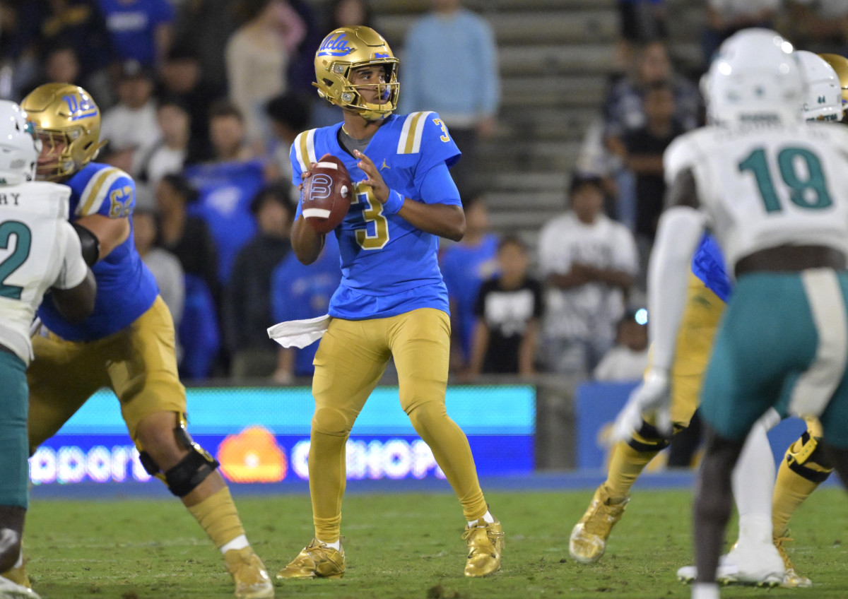 Sep 2, 2023; Pasadena, California, USA; UCLA Bruins quarterback Dante Moore (3) throws a pass in the second half against the Coastal Carolina Chanticleers at Rose Bowl. Mandatory Credit: Jayne Kamin-Oncea-USA TODAY Sports