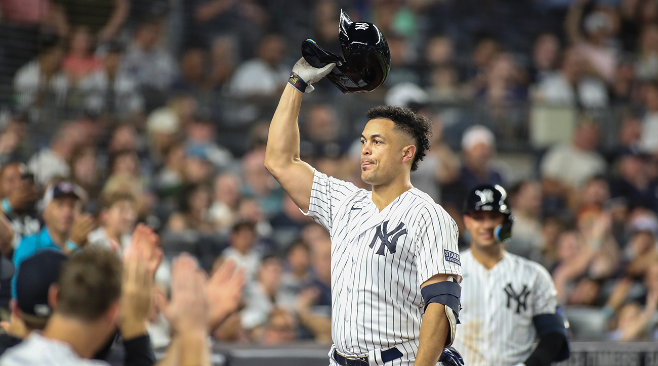 Yankees' Giancarlo Stanton Smashes 400th Career Home Run - Sports  Illustrated