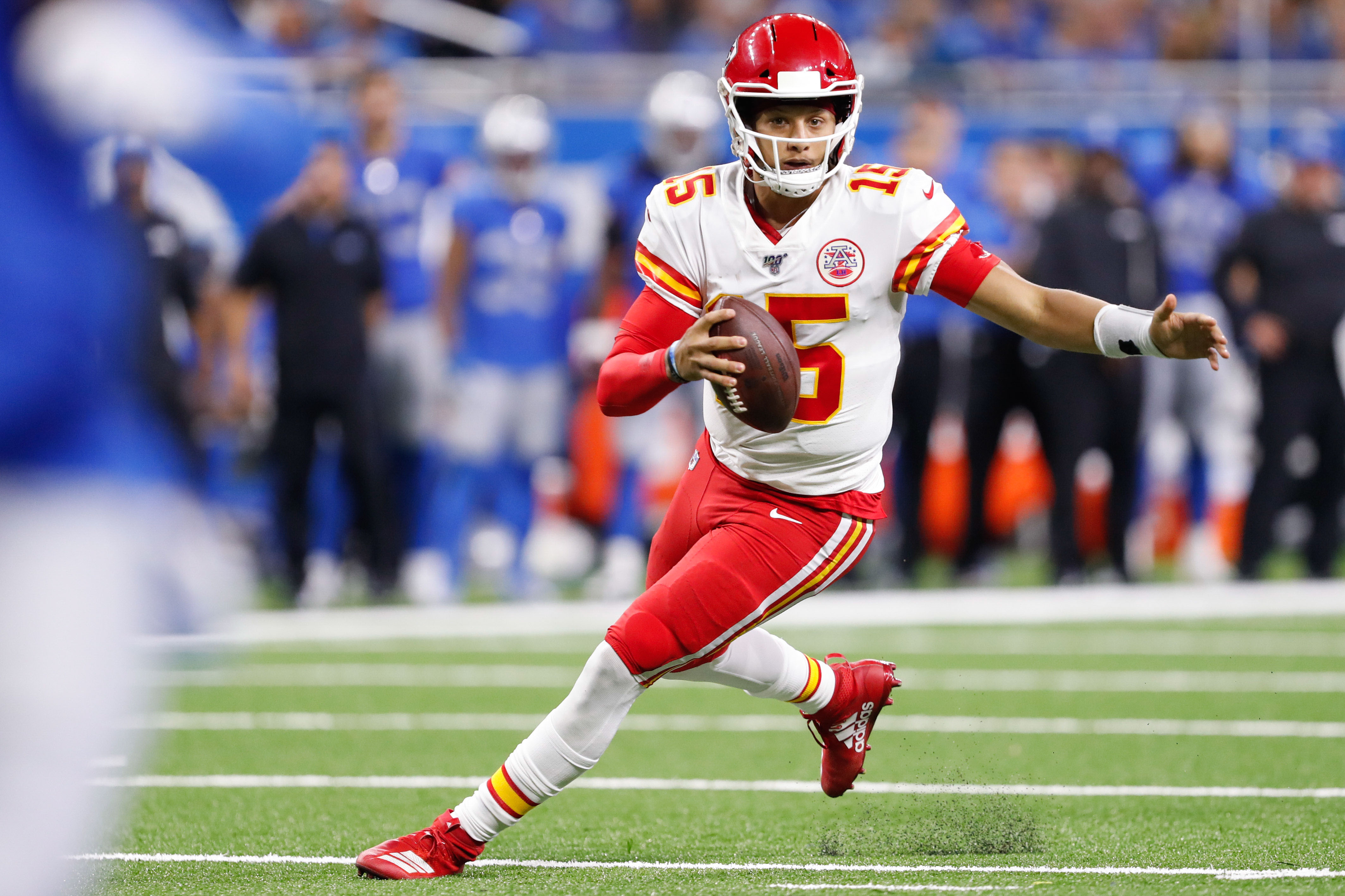 Kansas City Chiefs quarterback Patrick Mahomes agrees to historic