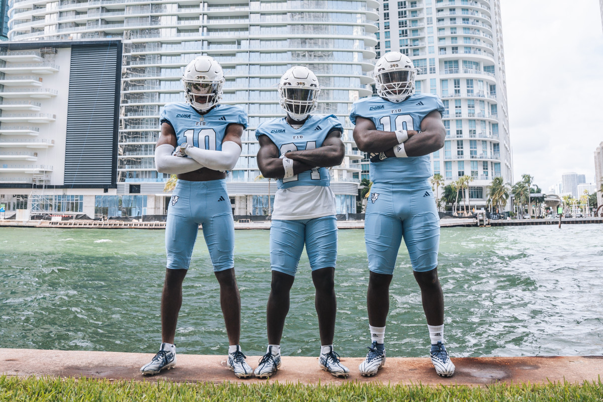 FIU Football to Debut Biscayne Blue Uniforms Saturday - FIU Athletics