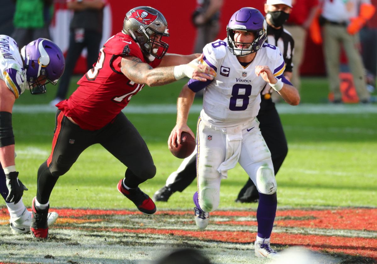 What TV channel is Buccaneers vs Vikings game on today? Free live