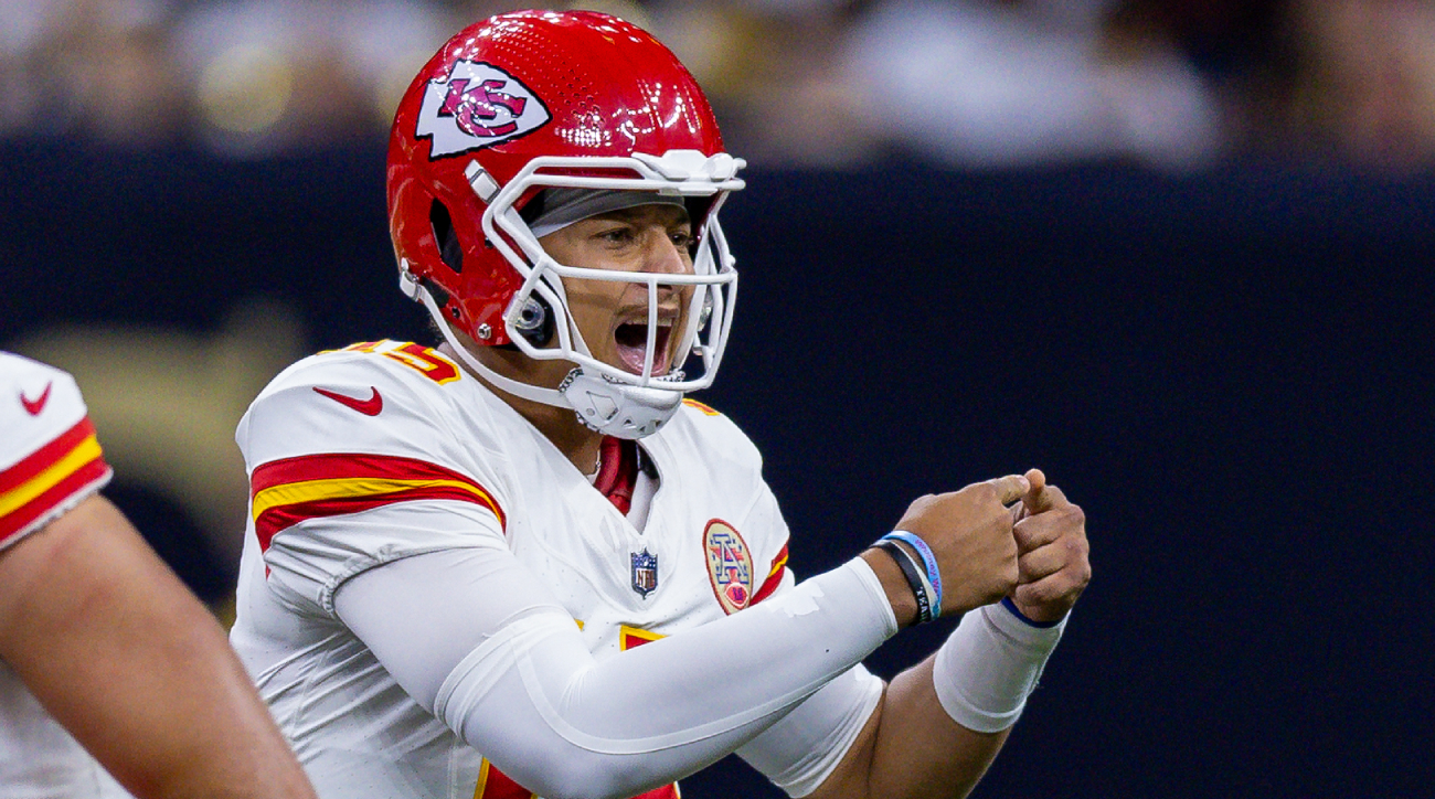 NFL scores, schedule, live updates in Week 1: Patrick Mahomes with