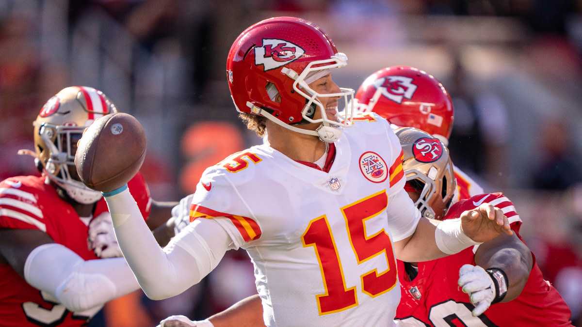 Chiefs' repeat third down vs. Bengals prompted by game clock error