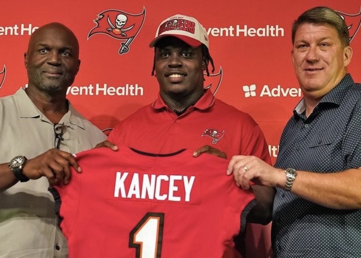 Tampa Bay Buccaneers First Round Pick Returns to Practice Tampa Bay