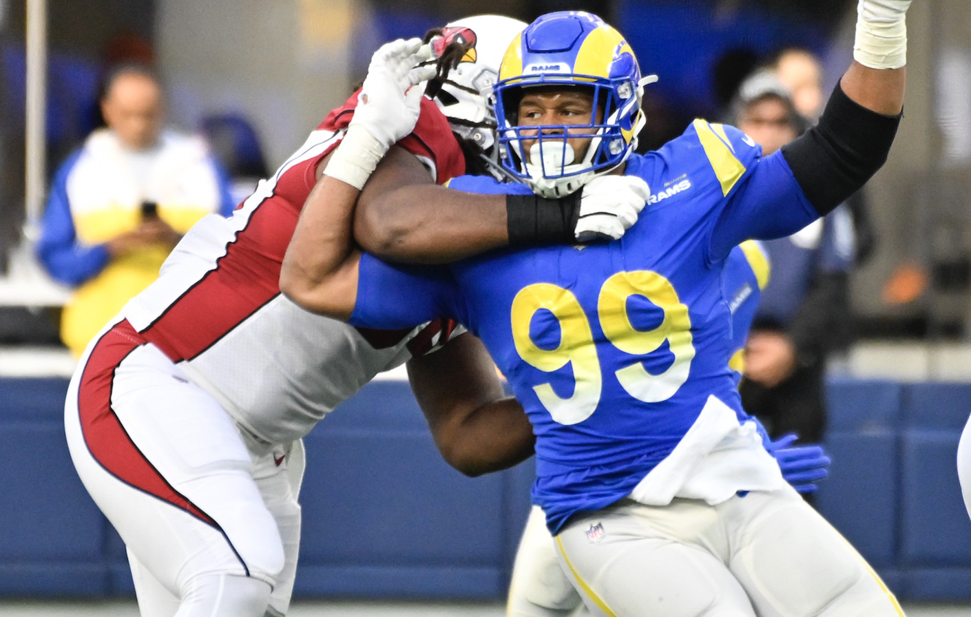 Bold Predicition: LA Rams Aaron Donald leads dominating DL on MNF