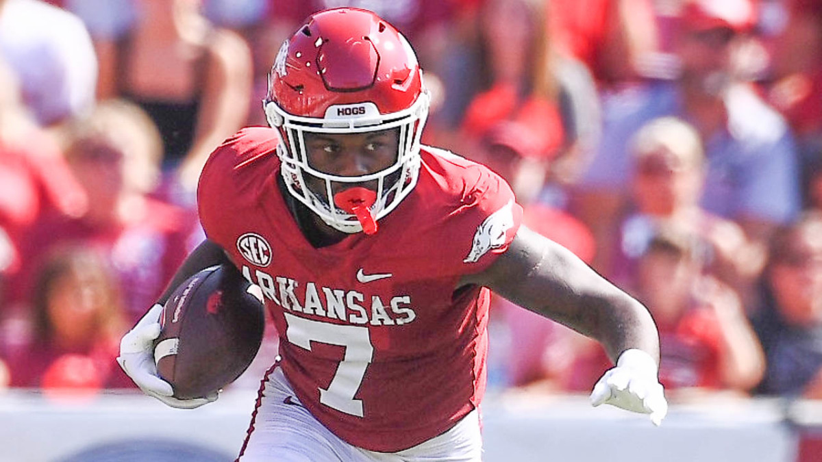 Razorbacks Announcing They're Coming Back Outnumber Those Hitting Portal  for Now - Sports Illustrated All Hogs News, Analysis and More