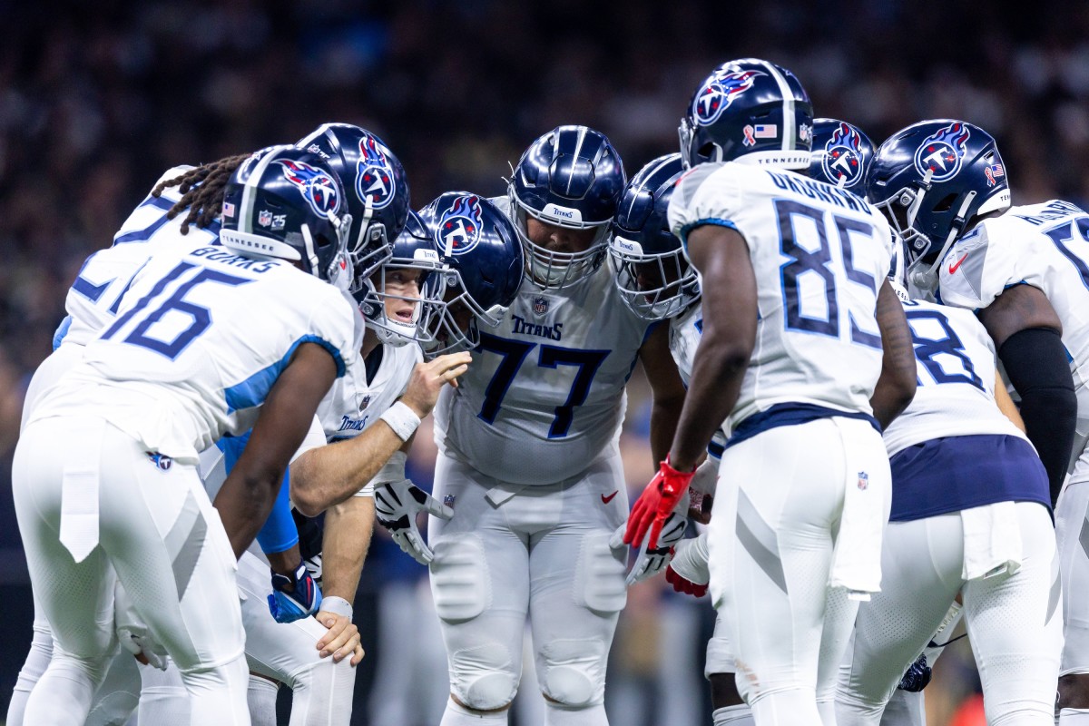 PHOTO GALLERY: Best Pictures From Sunday's Titans Game With the