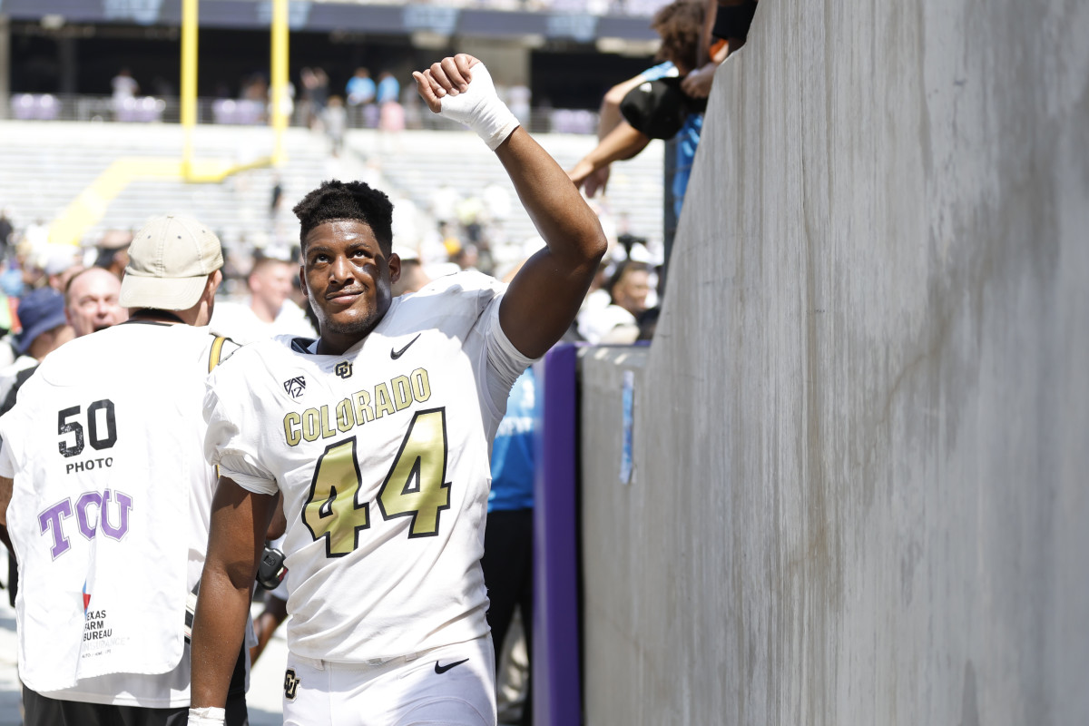 Colorado Buffaloes linebacker Jordan Domineck (44) celebrates after the game against the TCU Horned Frogs at Amon G. Carter Stadium