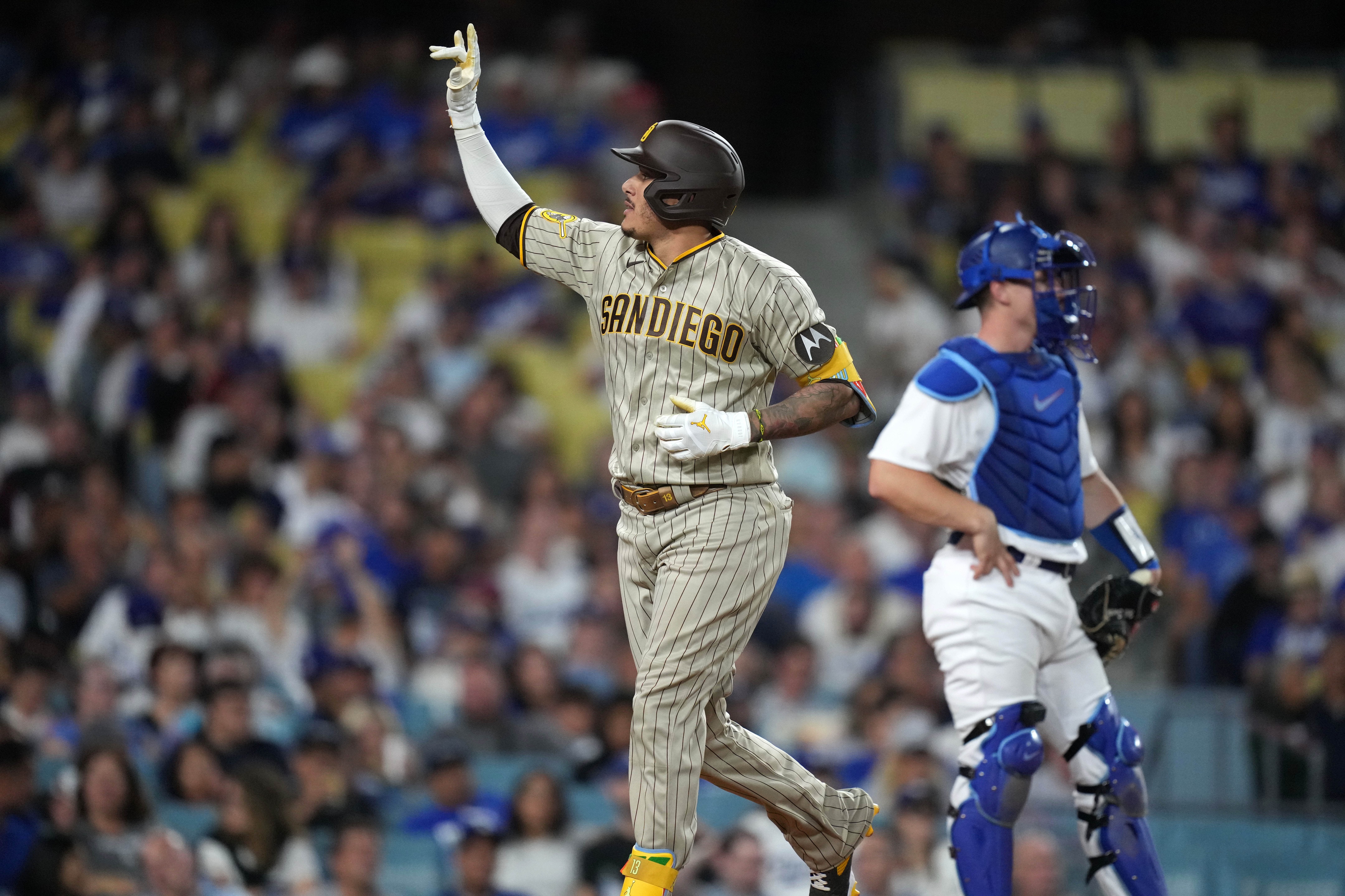 Padres third baseman Manny Machado has right elbow surgery San Diego News -  Bally Sports