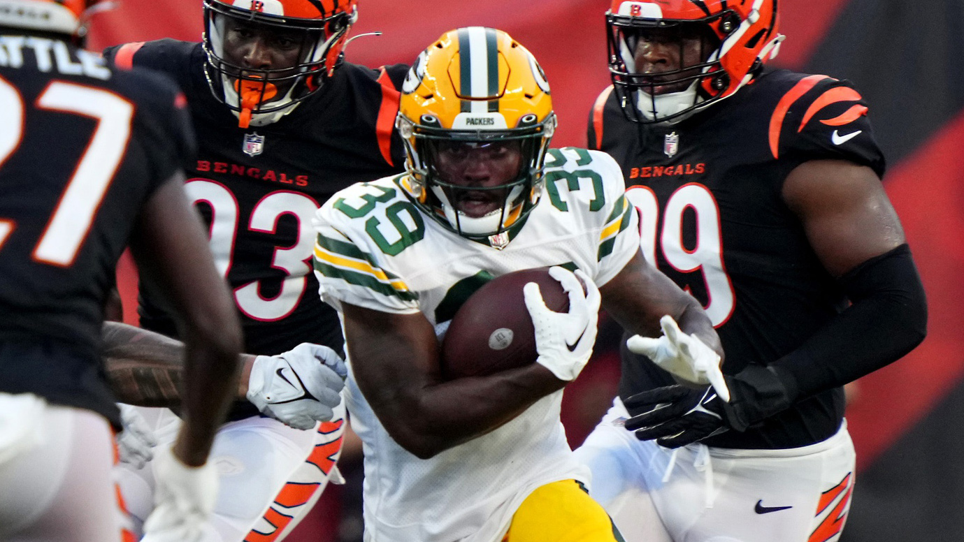 BREAKING: Indianapolis Colts Sign 2 RBs To PS After Green Bay Packers,  Jonathan Taylor Trade Report