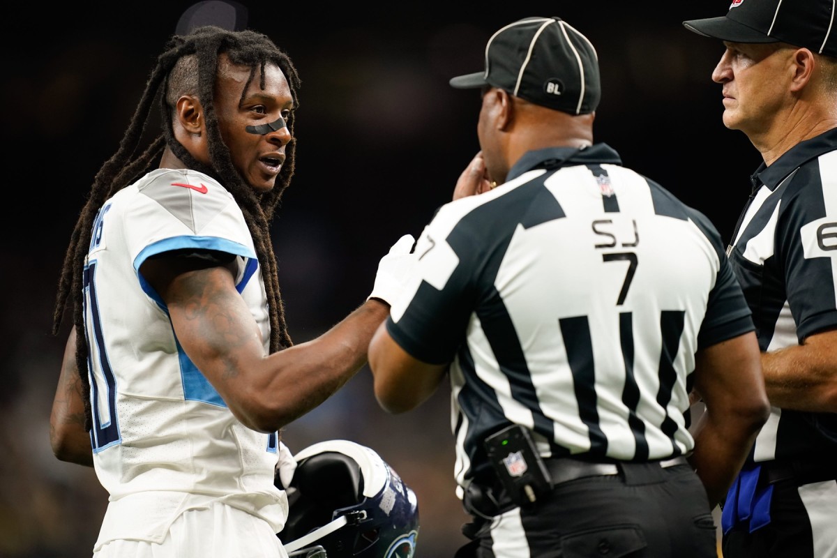 Titans to sign DeAndre Hopkins, will match up vs. Marshon Lattimore