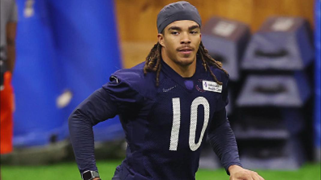 Bears: Matt Eberflus addresses Chase Claypool missing practice