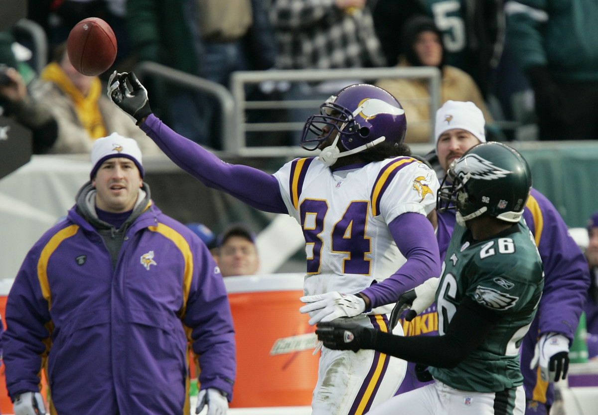 Photo: Minnesota Vikings Randy Moss at New Meadowlands Stadium in